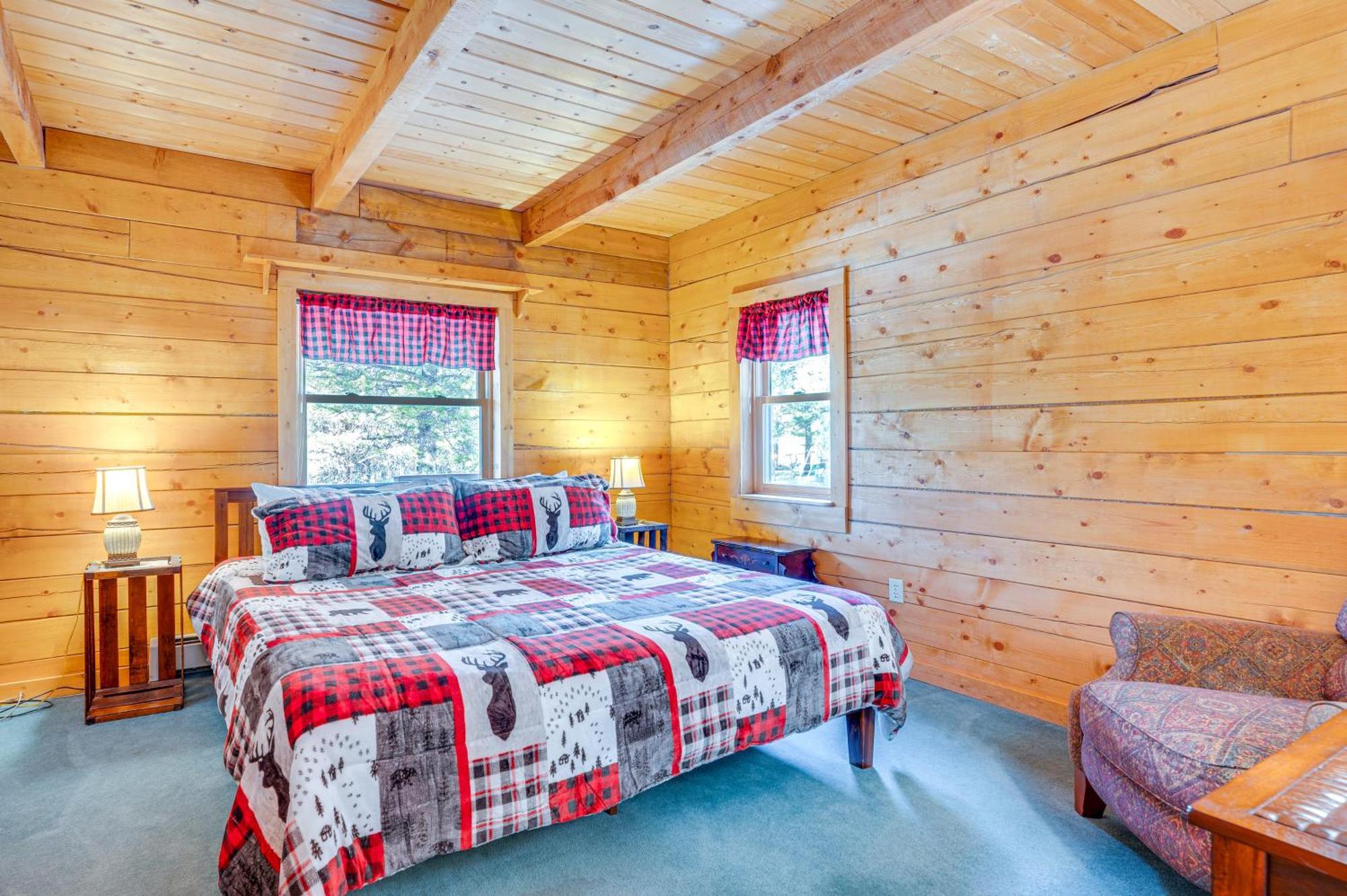 Secluded Black Hawk Log Cabin With Fire Pit! エクステリア 写真