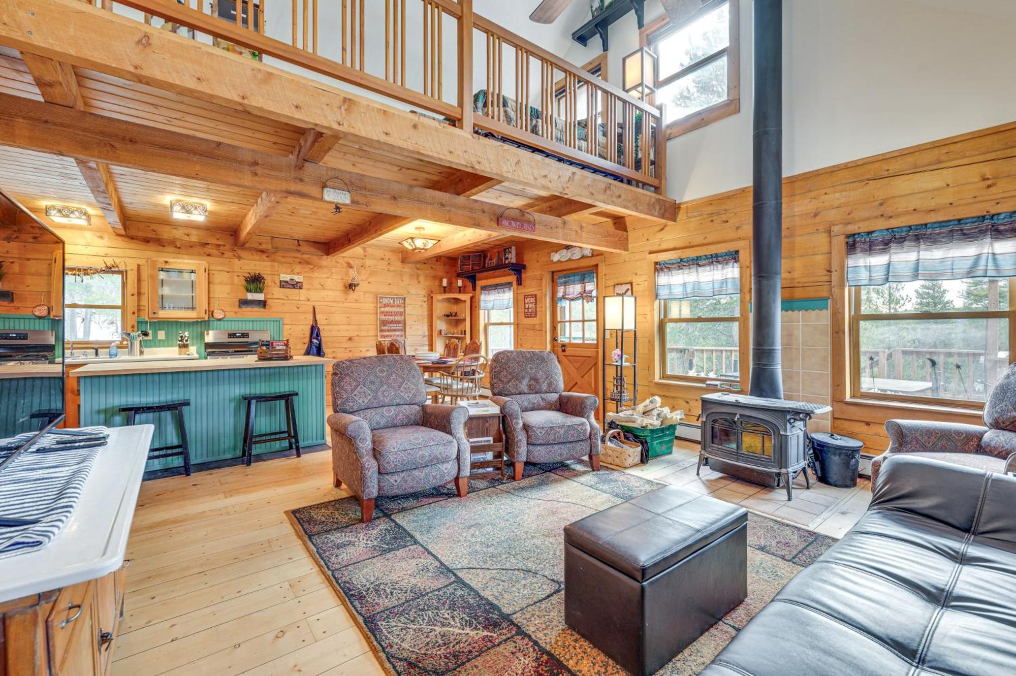 Secluded Black Hawk Log Cabin With Fire Pit! エクステリア 写真