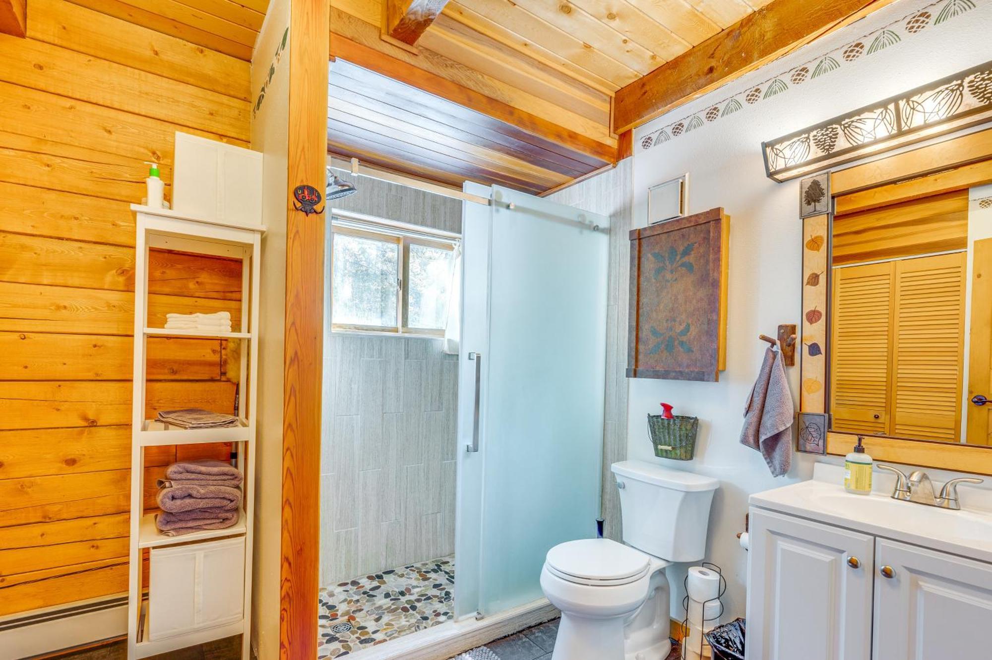 Secluded Black Hawk Log Cabin With Fire Pit! エクステリア 写真